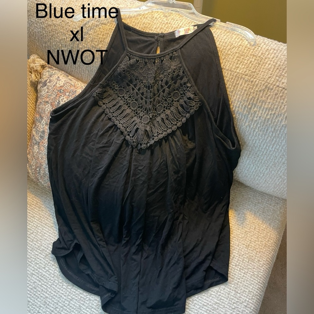 XL black tank NWOT with lace knit detail